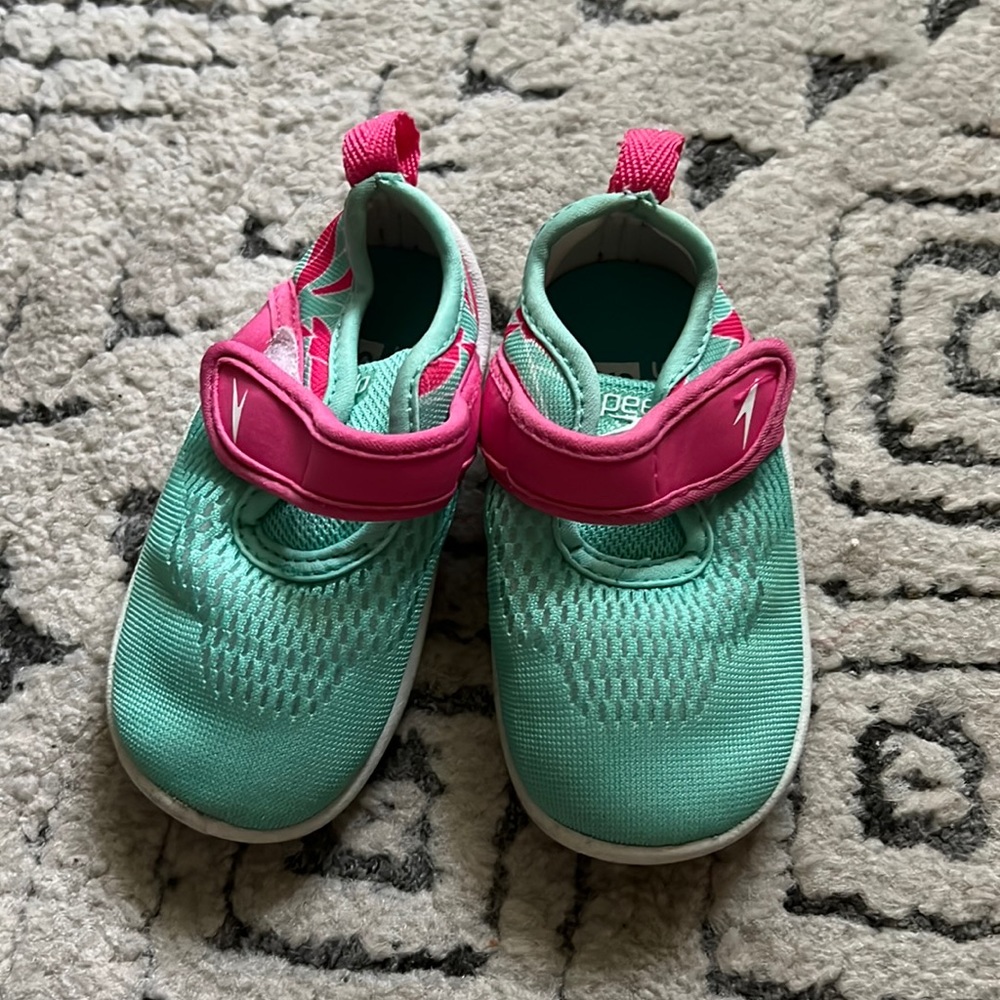 Speedo baby water shoes